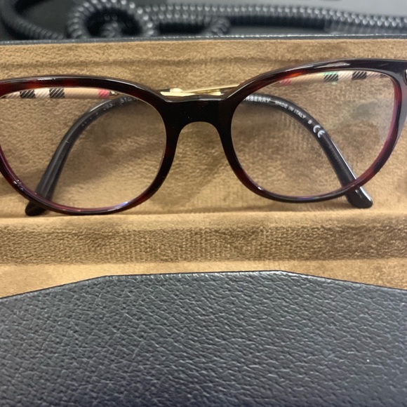 Burberry frame w/case - Picture 3 of 4